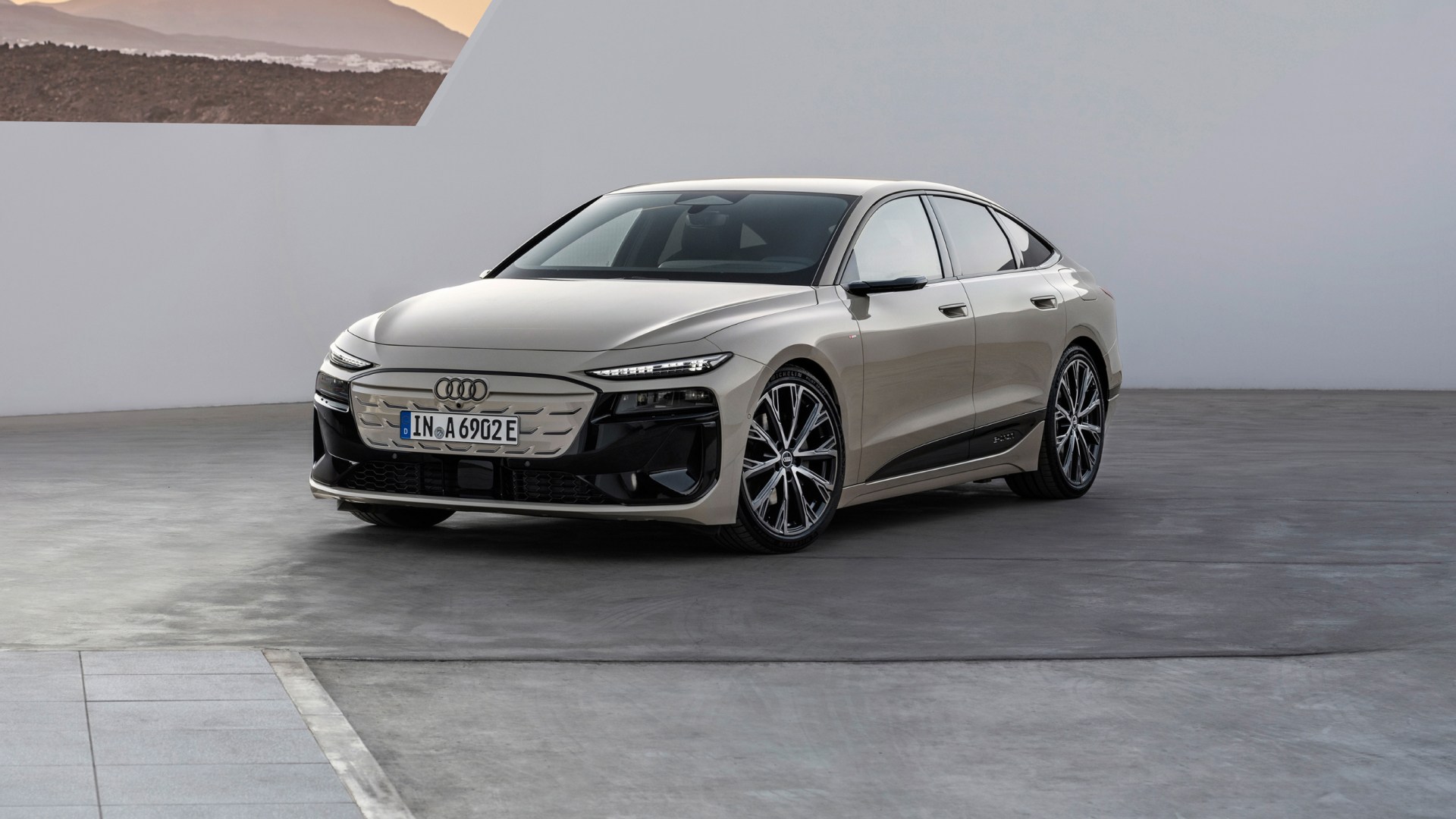 100-odstotno Audi A6. 100-odstotno električen.