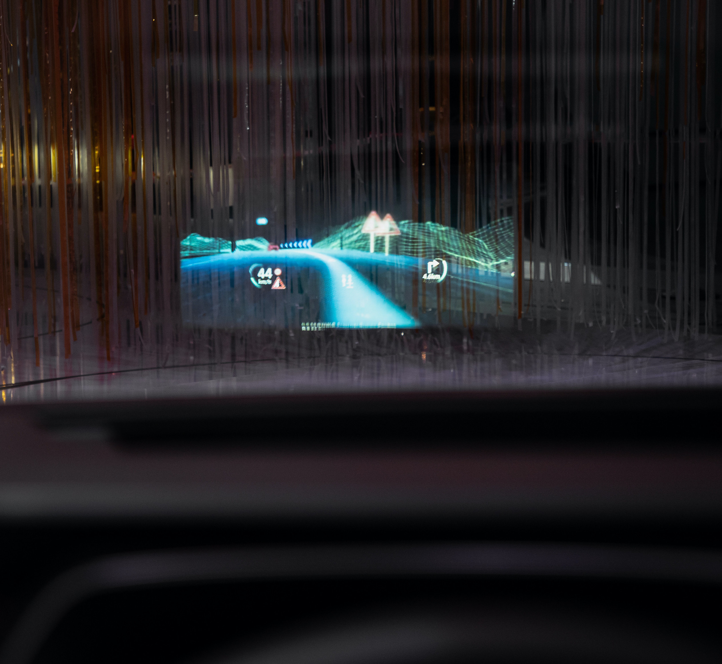 Novi Audi 3D zaslon na vetrobranskem steklu