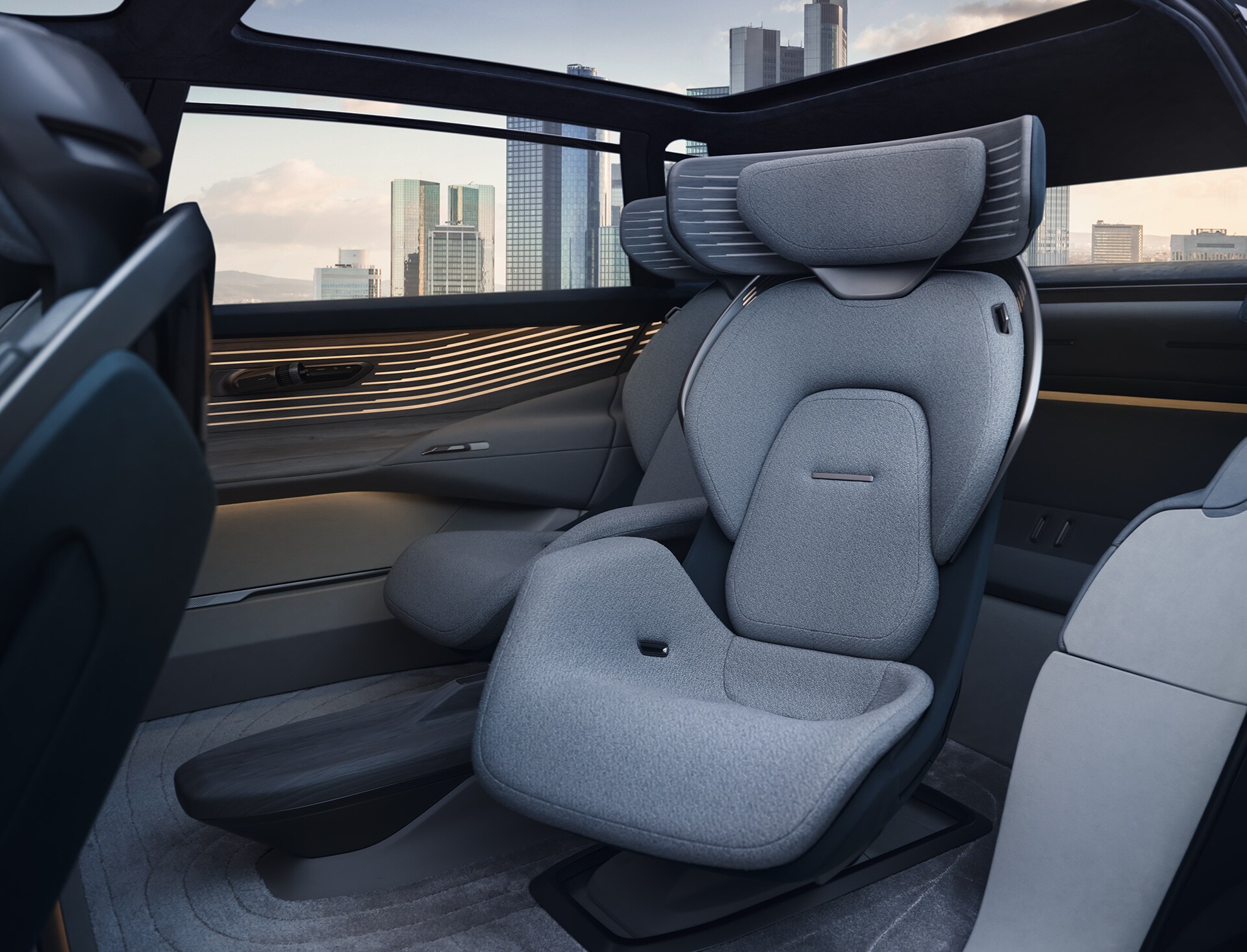 Sedeži v notranjosti konceptnega vozila Audi urbansphere.