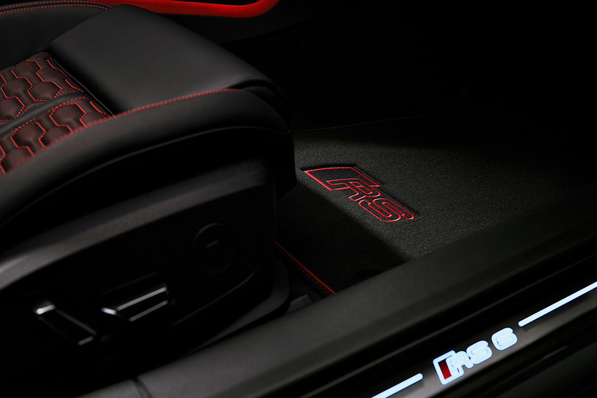 Detajl na modelu Audi RS 6 Avant performance.