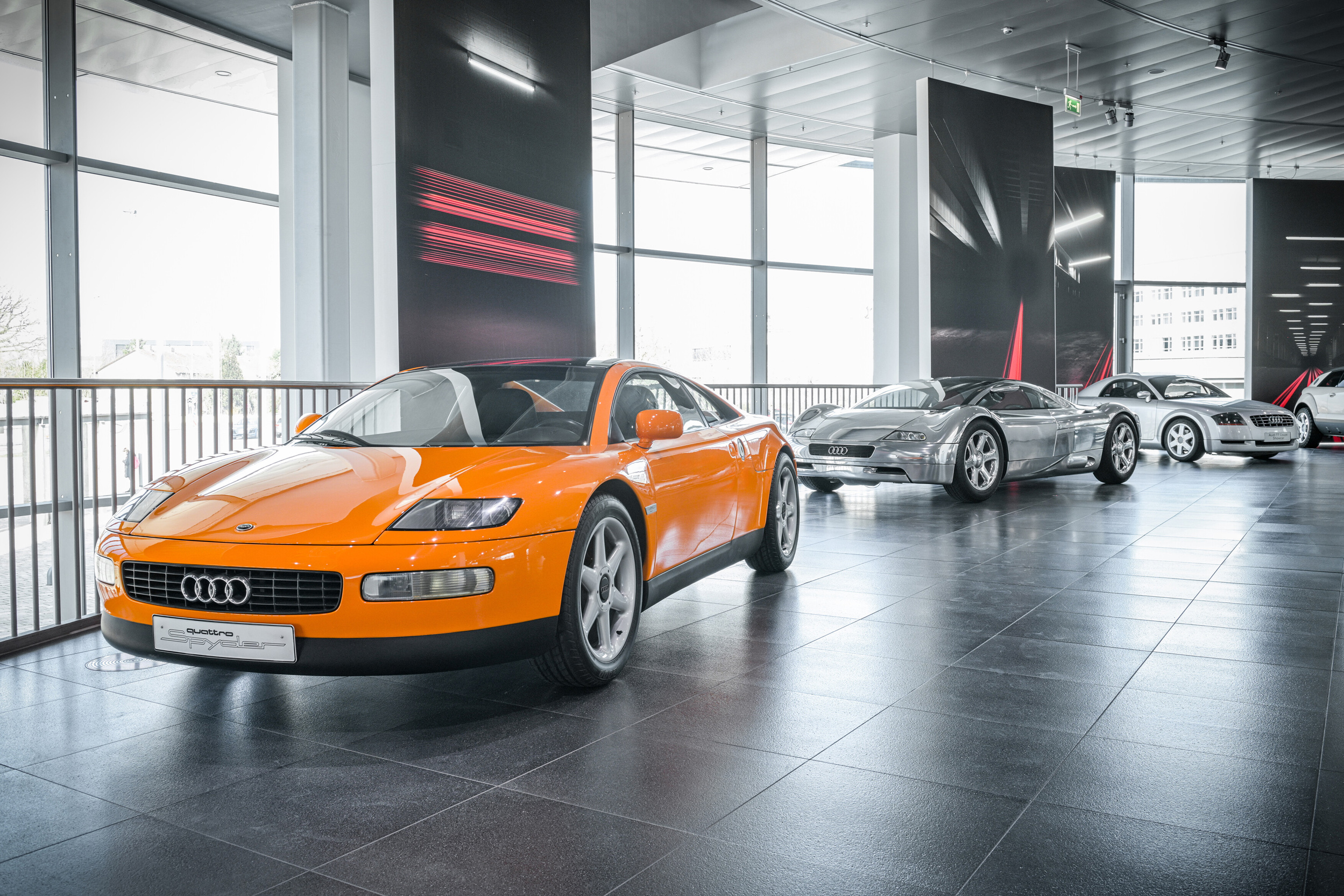 Audi quattro Spyder (1991), Audi Avus quattro (1991) in razstavni avtomobil Audi TT (1995).