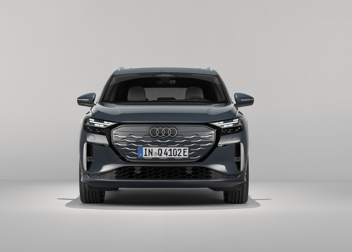 Audi Q4 SUV e-tron, digitalne dnevne LED-luči