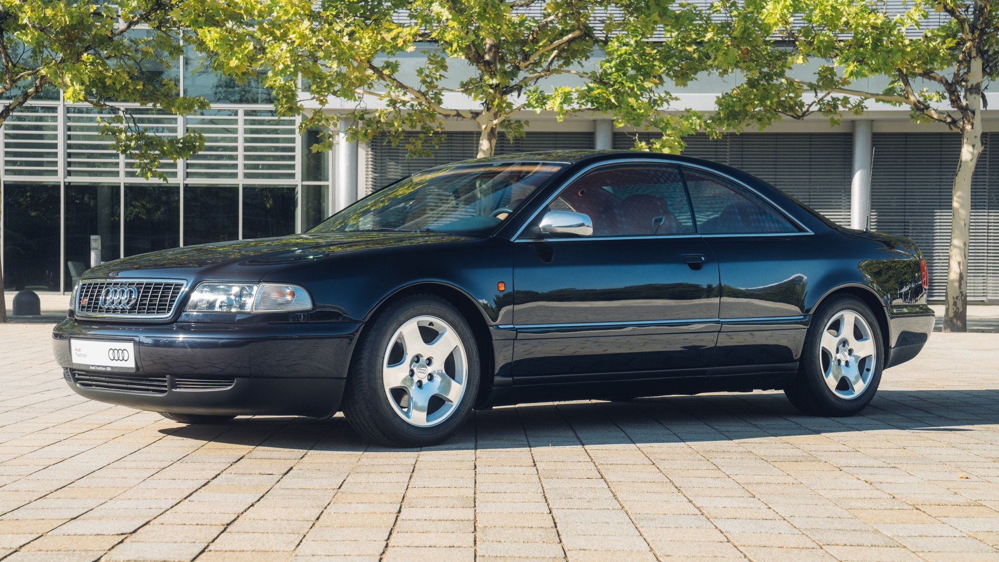 Konceptni avtomobil Audi A8 Coupé iz leta 1997