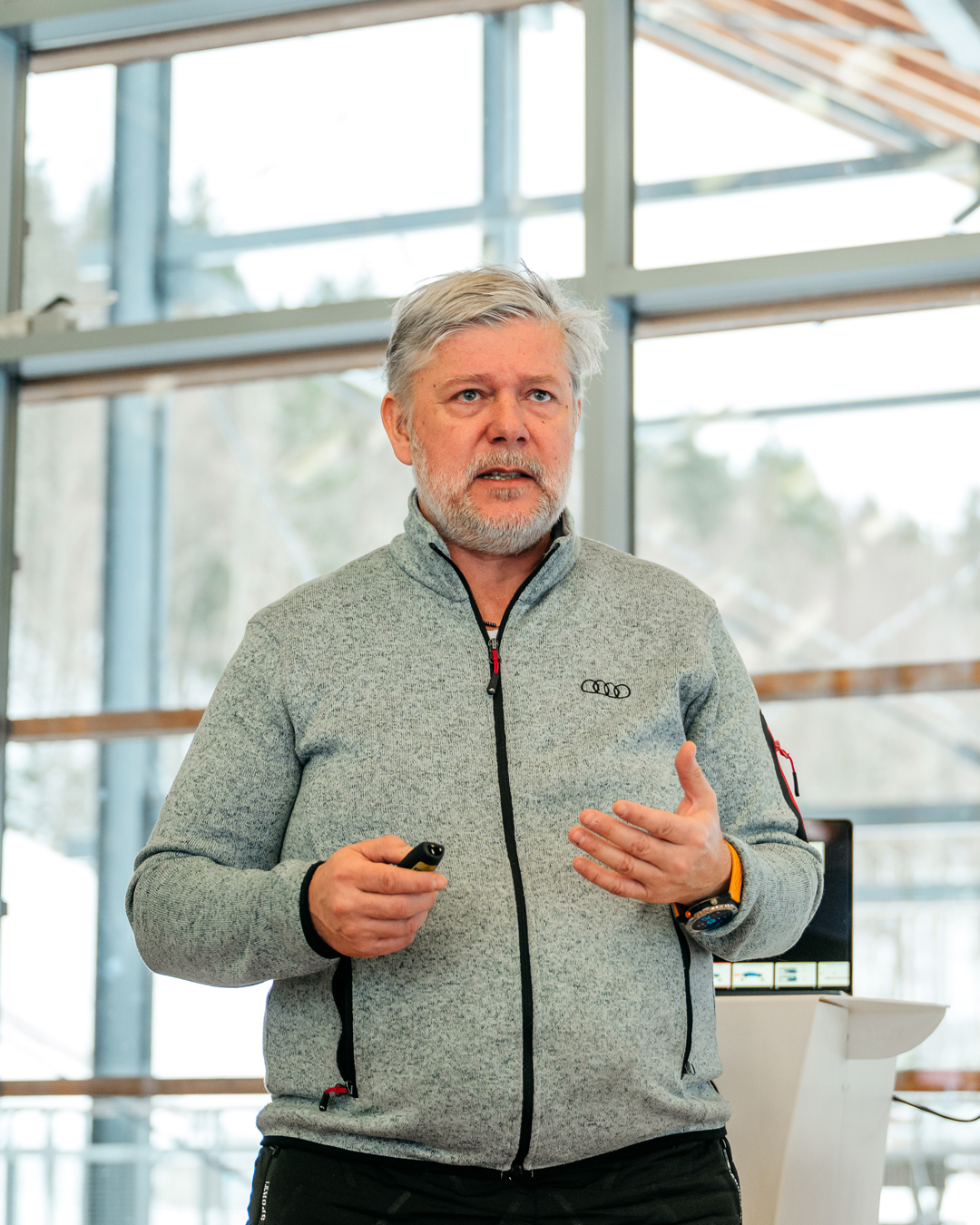 Blaž Poženel, urednik Motorevije in poznavalec tehnologij v avtomobilih