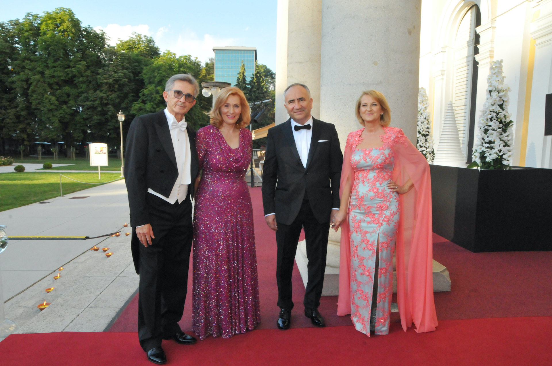 Franci Križan, organizator Aninega plesa s soprogo Biserko in Ivan Cajzek, predsednik Rotary Cluba Maribor Grad s soprogo Nežiko