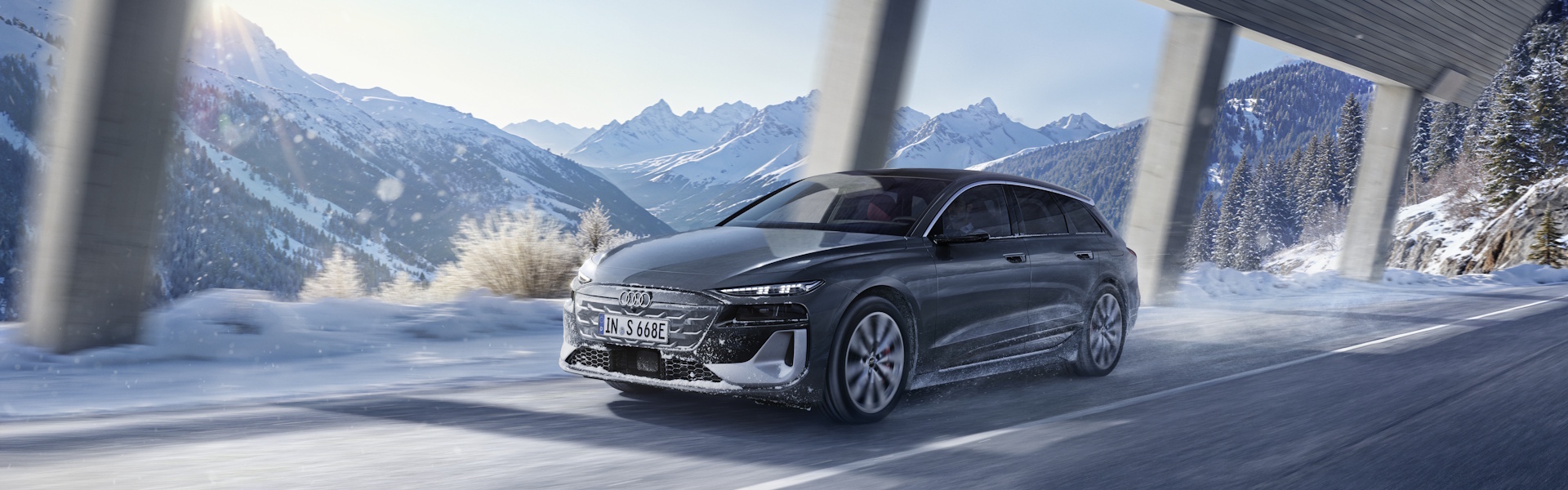 Audi S6 Avant e-tron med vožnjo