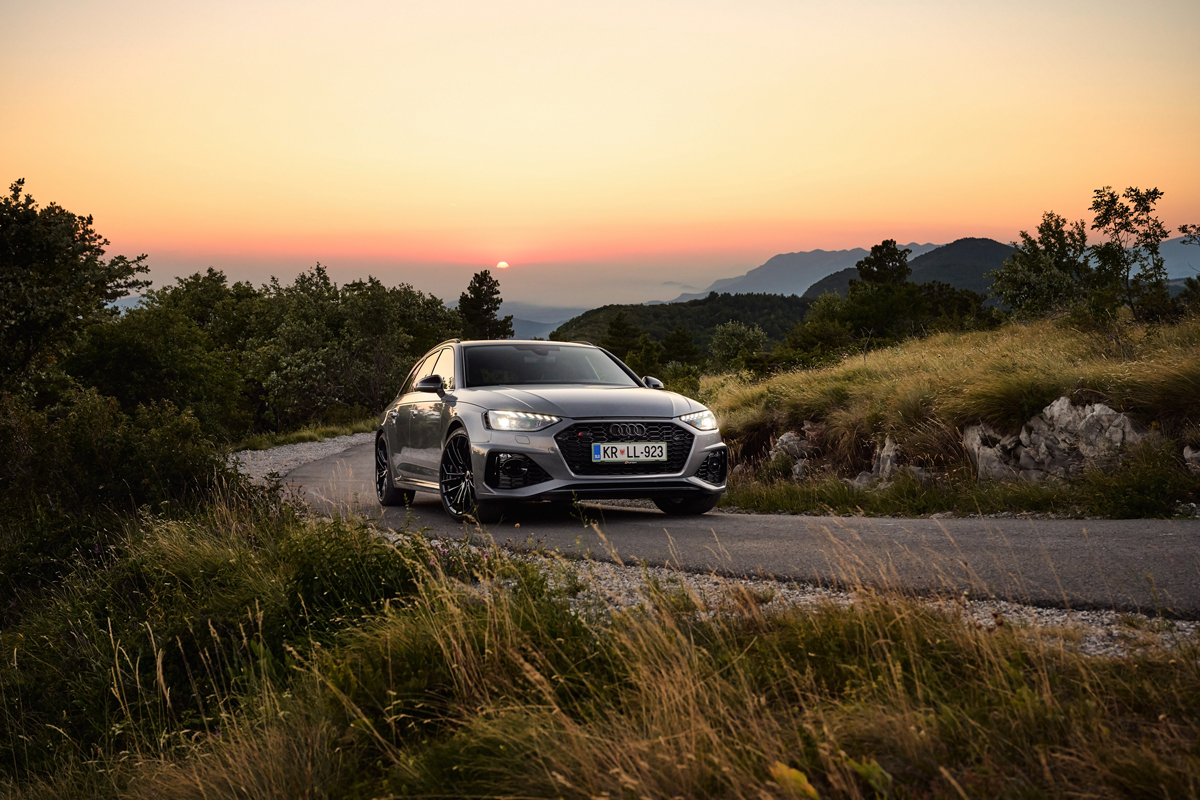 Audi RS4